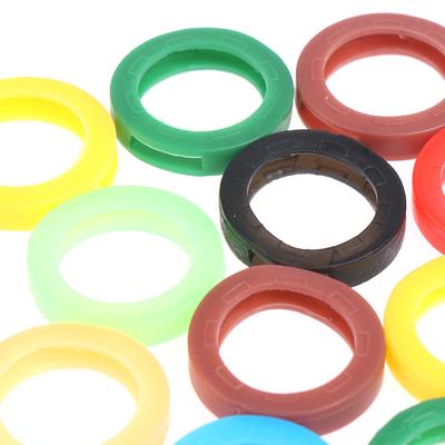 Lot de 50 capuchons de verrouillage en caoutchouc souple, creux et multicolores, pour porte-clés, étui élastique