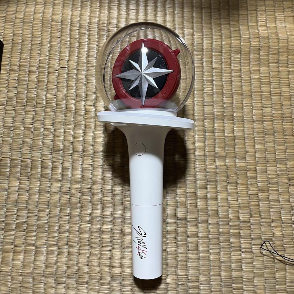 [USED] Stray Kids OFFICIAL LIGHT STICK VER2