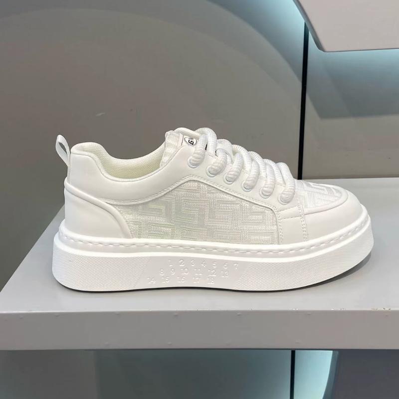 Frühling neue Lederfläche atmungsaktiv Low-Top Boardingschuhe weiche Sohle bequem einfarbig Sport Freizeit ok