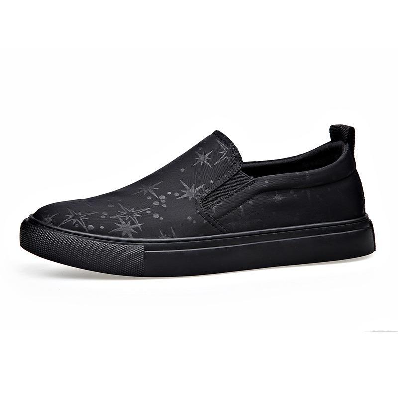 Mode Neue Casual Ein pedal männer Tuch Schuhe Frühling Herbst Mode Flache Ferse Weiche Sohle Vintage Stickerei Männlichen Vulkanisieren Schuhe
