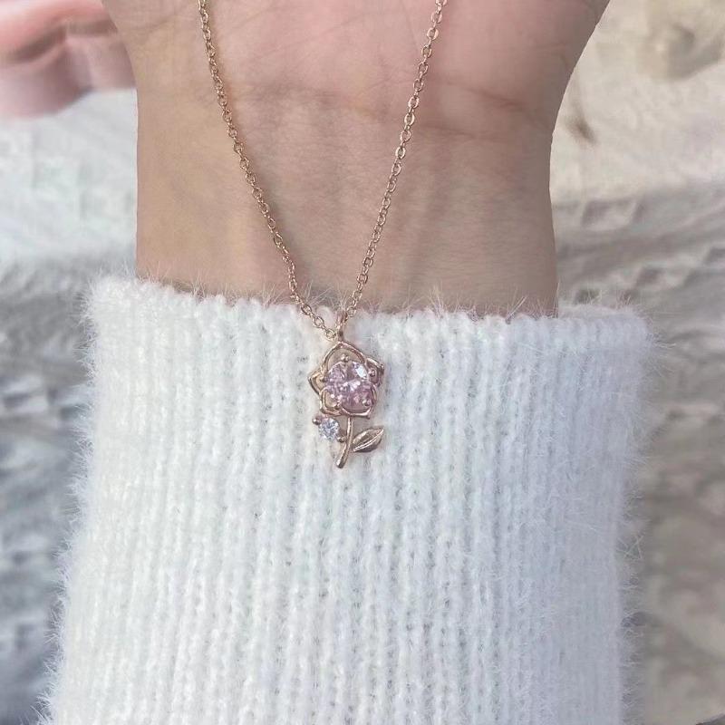 Gentle Rose Necklace~ Rose Gold Small Pink Zirconium Flower Clavicle Chain Sweet Niche Design Female