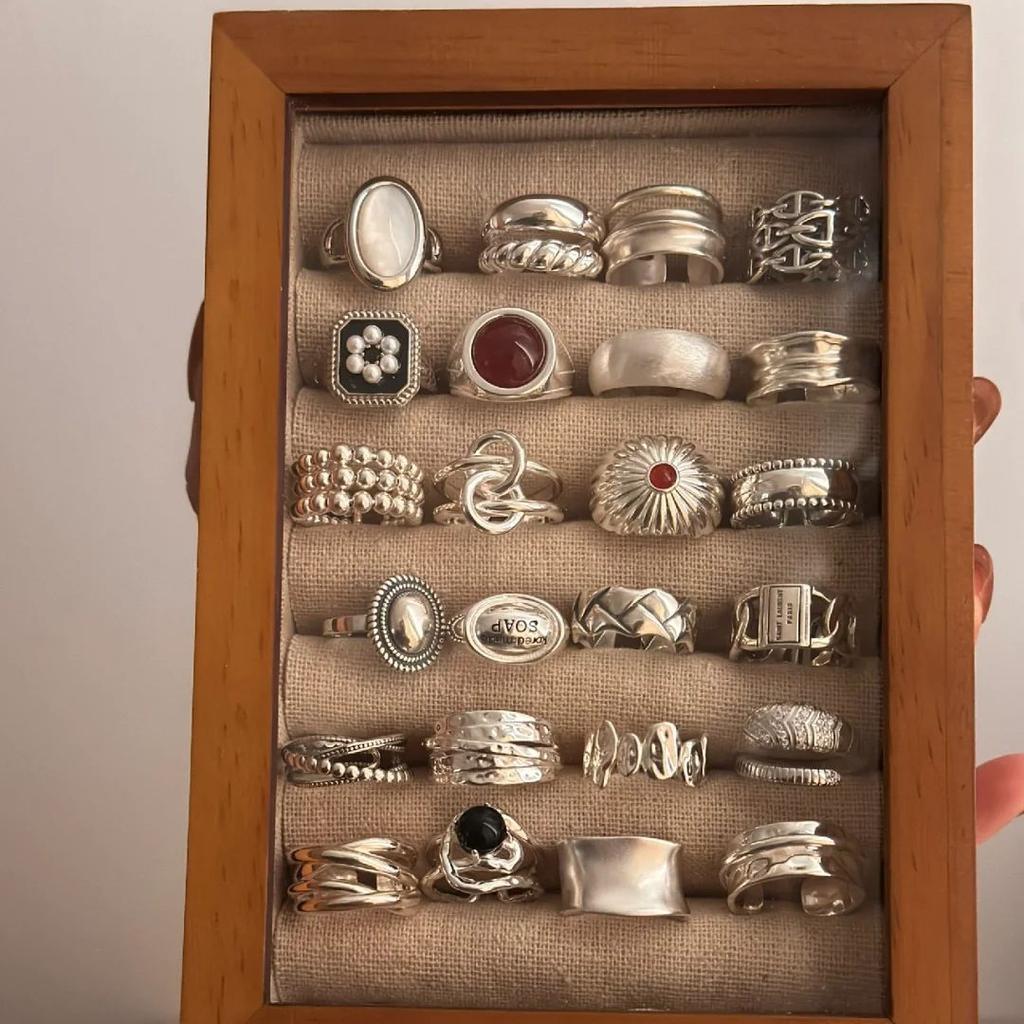 Heiß verkaufter Retro-Schlichter Ring mit Nischendesign, hochwertiger, leichter Luxus, vielseitiger offener Ring-Schmuck