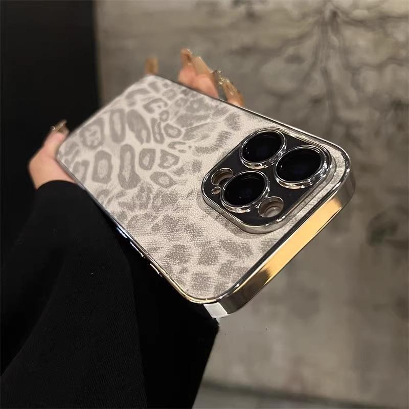 Applicable To Apple IPhone16Promax Leather Electroplating Full Inclusive Mobile Phone Case 15P Leopard Print Ins Comes with Lens Film