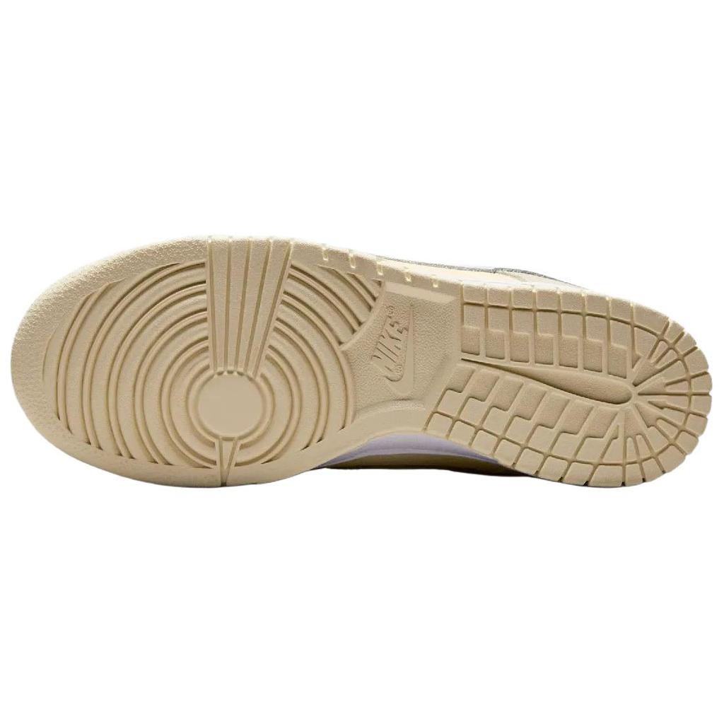 Nike Dunk Abrasion Resistant Low top Skateboard Shoes Women's Beige IH7354-101