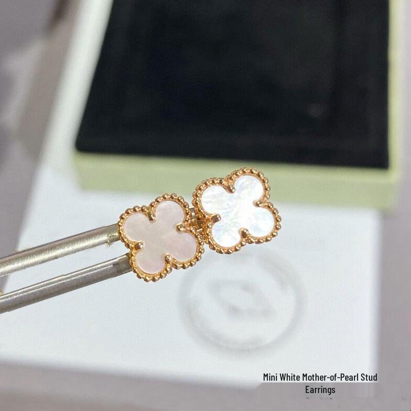 High-Version 18K Rose Gold Earrings: Four-Leaf Clover with White Mother-of-Pearl & Red Agate - Fashionable, Luxurious, INS Style.