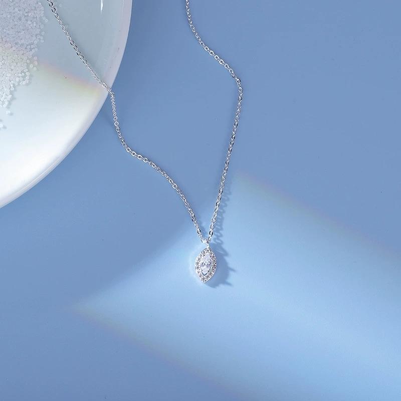 LT-859 2025 New Autumn Fashion S925 Sterling Silver Zircon-encrusted Water Drop Pendant Necklace Elegant Collarbone Chain for