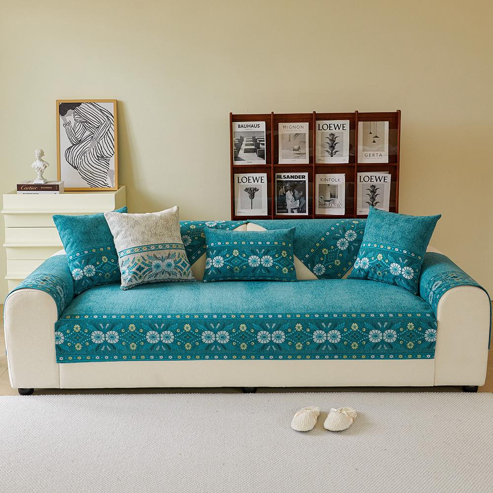 

Venice Sofa Cushion Four-Season Universal Seat Cushion Non-Slip Light Luxury High-End Chenille Sofa Cover Cloth Towel 70*70cm
