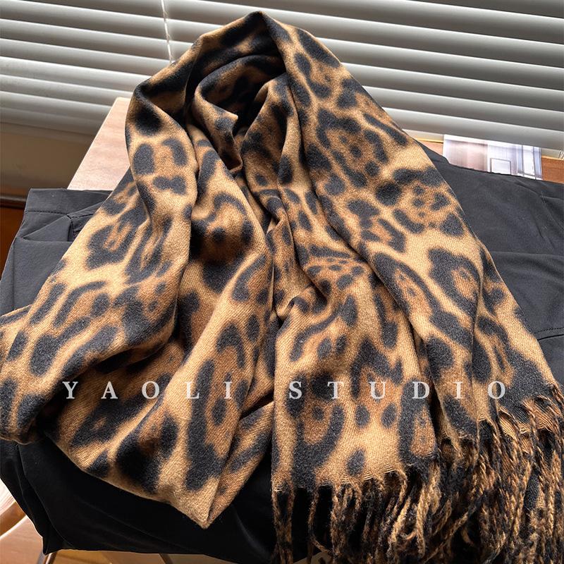 Couple Autumn and Winter Korean Style Warm and Cold proof Tassel Shawl and Scarf for Women