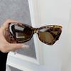 Vintage Classic Square Sunglasses For Women Men Retro Stylish Minimalist Fashion Female Male