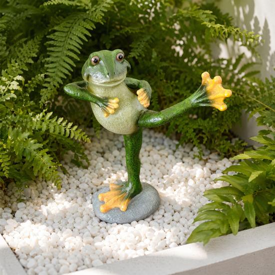 Yousheng Kung Fu Frogs Resin Sculpture, Outdoor Garden & Desktop Decor with Realistic Details, Weatherproof Handcrafted Ornament for Patio, Pond, Home