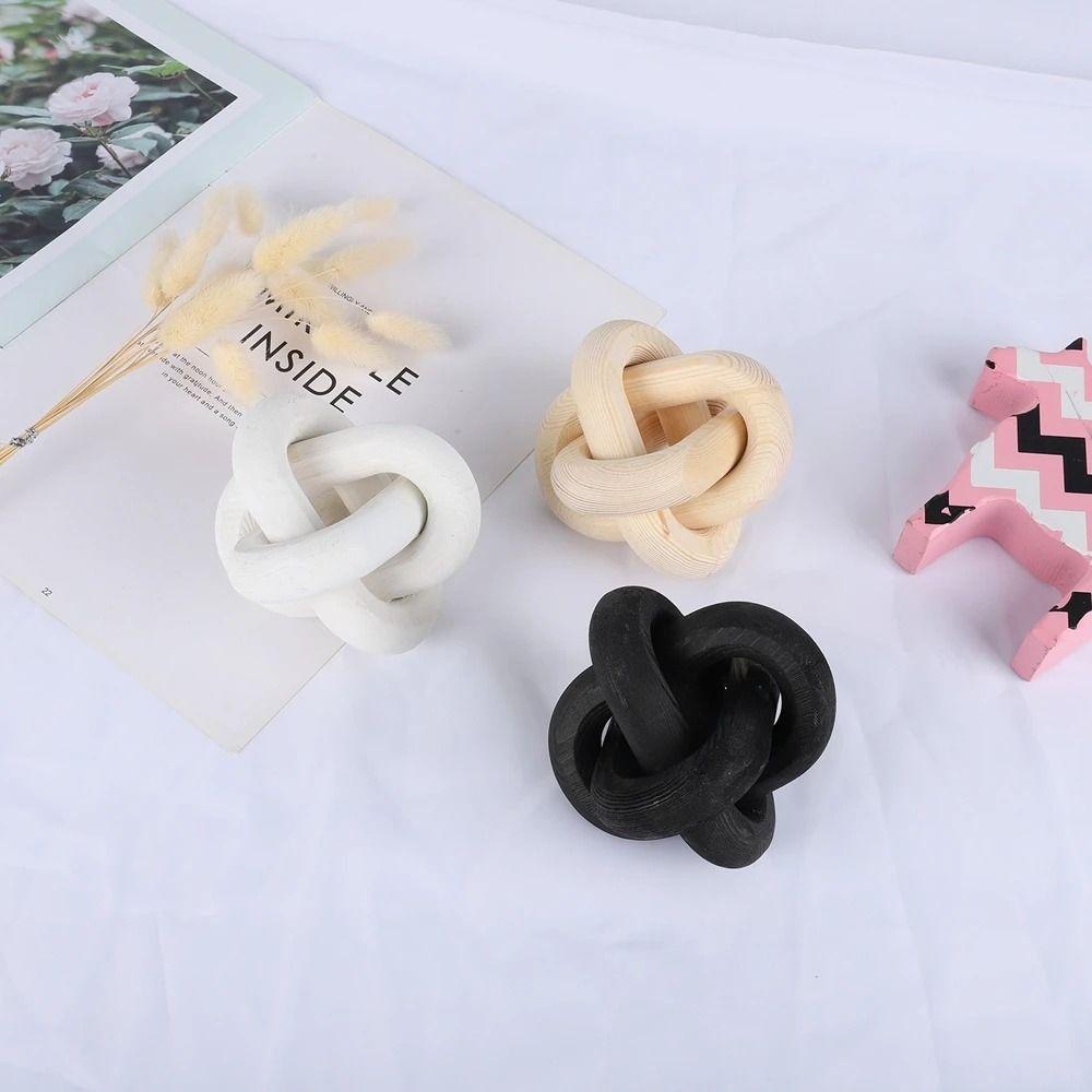Handmade Decoration Farmhouse 3-Link Chain Wooden Buckle Table Ornament Wooden Chain Ball Wood Knot