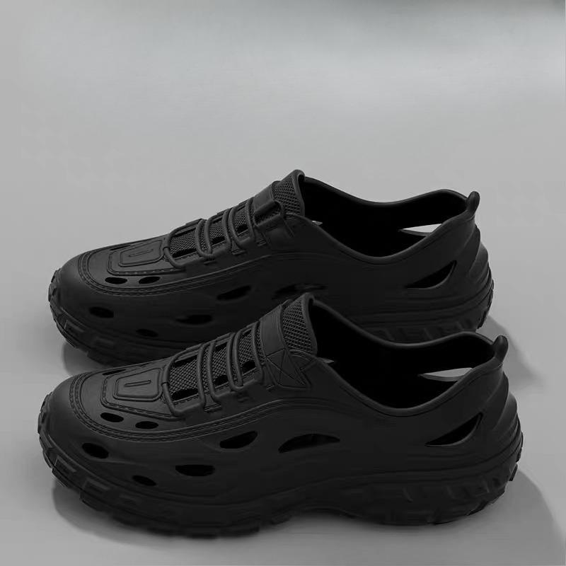 New Height-increasing Outdoor Anti-slip Sandals Are Worn Over Women's Shoes