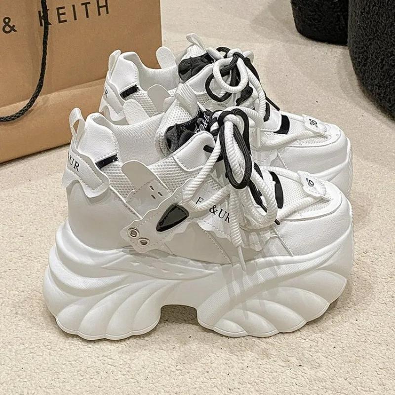 Fashion Women Platform sneaker Casual Shoes Hot Sale 2025 New Lace-up Chunky Sneakers Wedges Hidden Heels Leisure Shoes for Woman