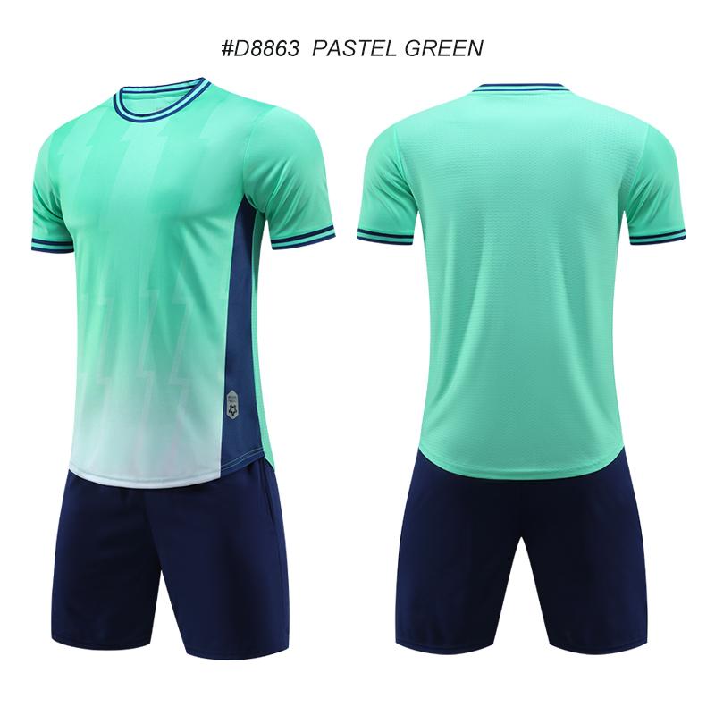 Polyester Quick Drying Soccer Kit for Men Women Breathable Wholesale Soccer Jersey Football Clothes Sportswear Jersey Set