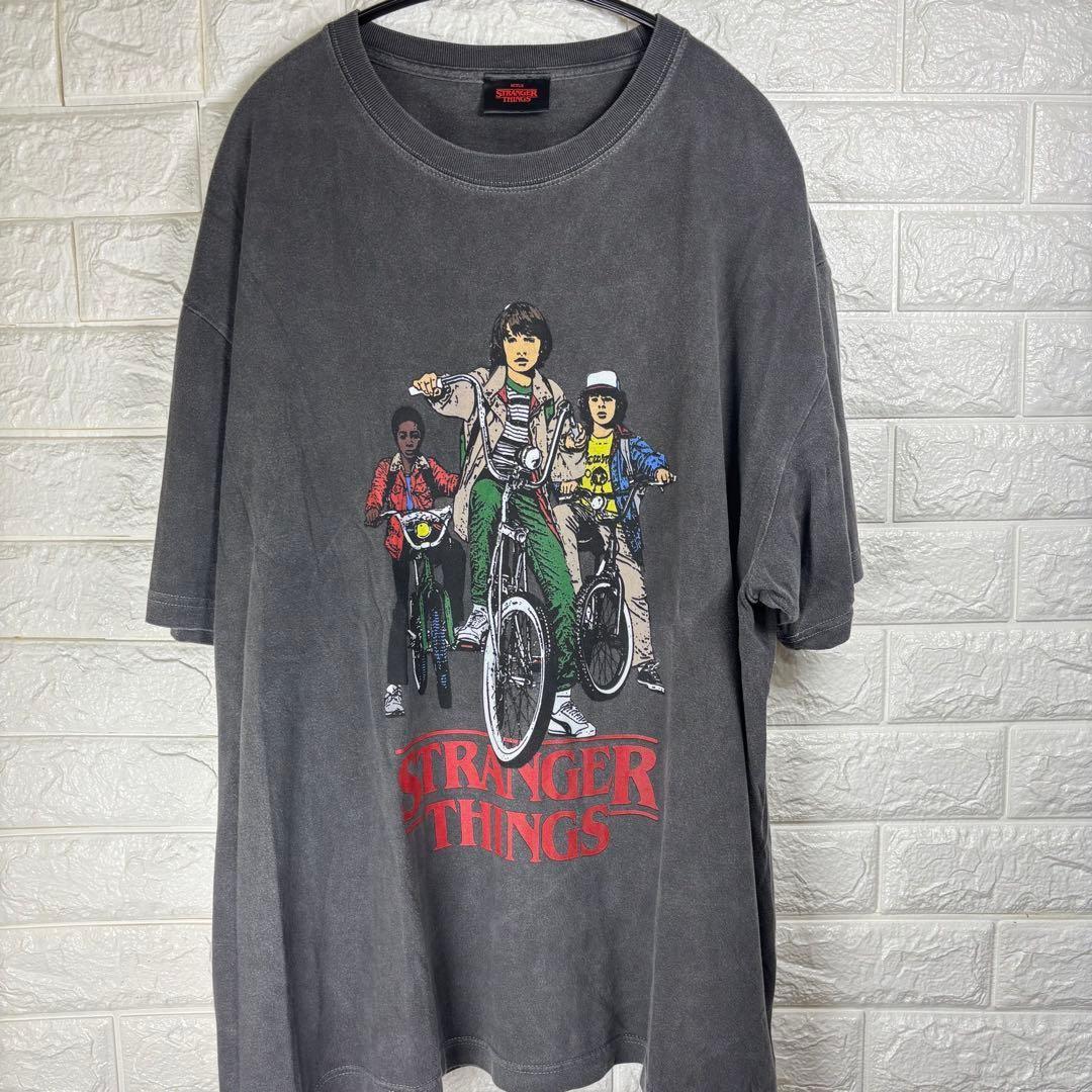 Stranger Things Netflix T-shirt M