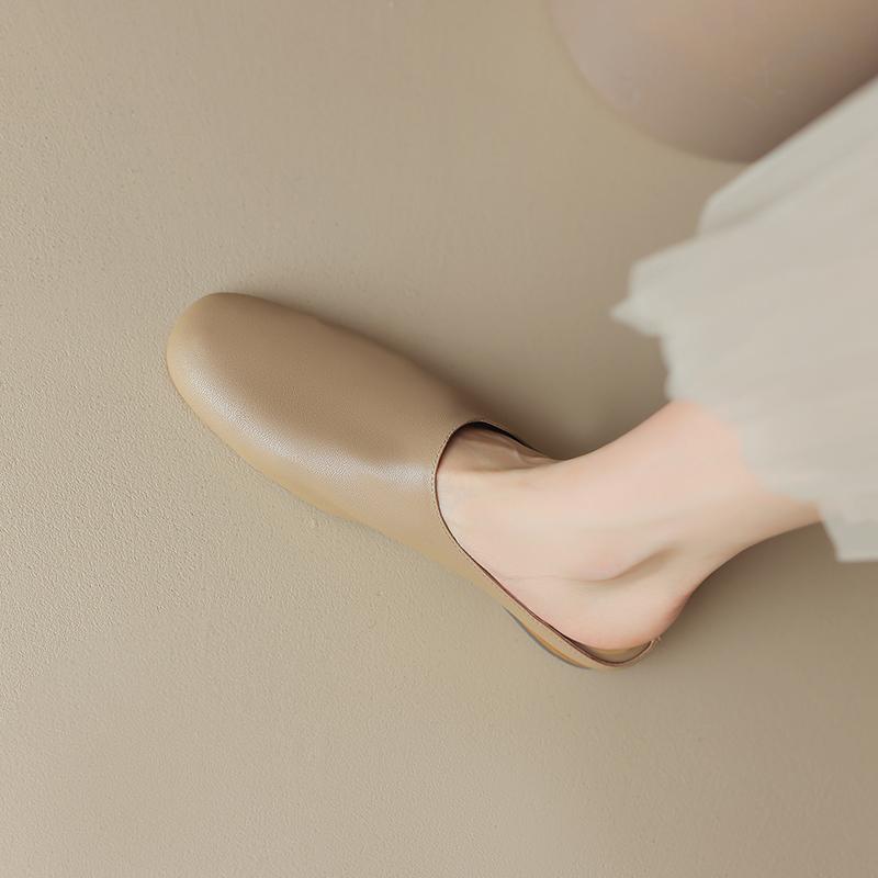 Fashion 2025 New Summer Women Mules Genuine Leather Shoes for Women Cover Toe Low-heel Slippers Round Toe Slingback Designer Sandals