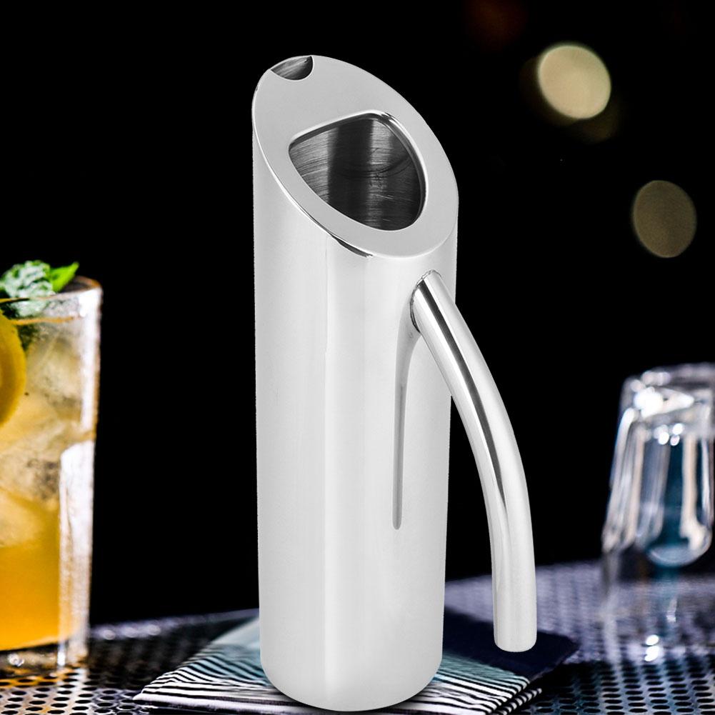 

1.6L Large Stainless Steel Water Pitcher Cold Water Jug Drinks Jar Juice Container for Bar KTV Restaurant