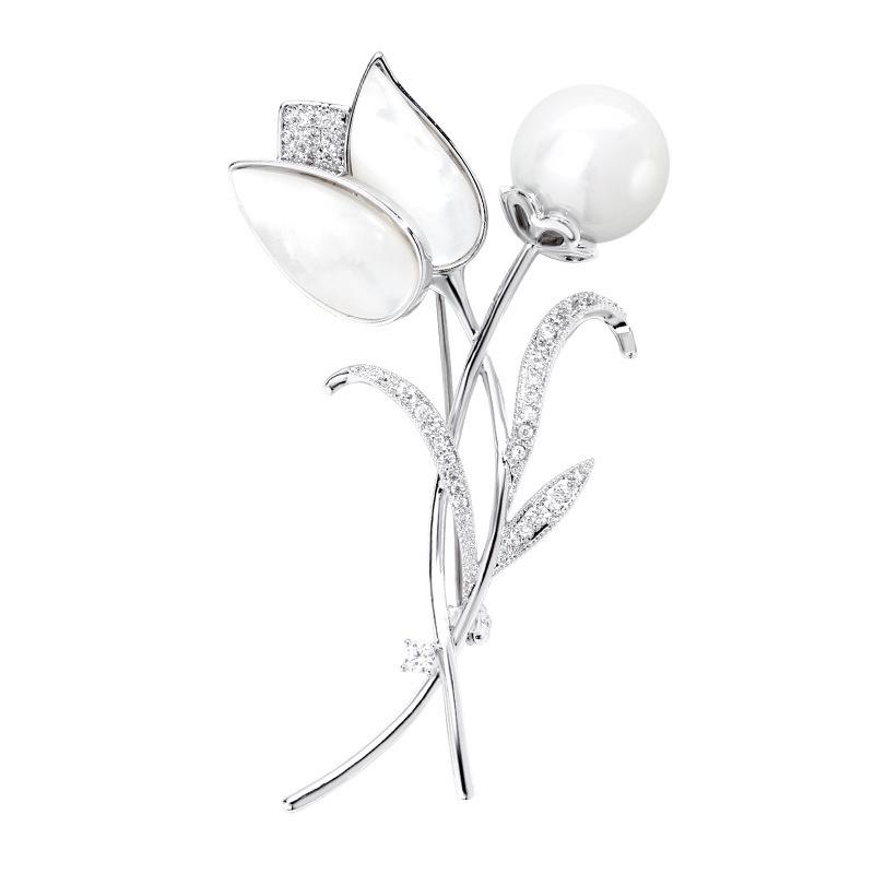 Tulip Pearl Corsage Brooch - Elegant Women's Fashion Pin for Versatile Suit or Coat Accessories.