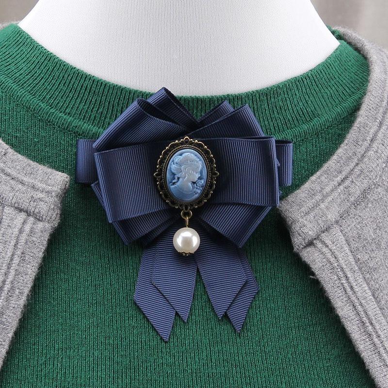 Men Retro Bow Brooch Ribbon Rhinestone Bowknot Necktie Lapel Pins Men Suit Shirt Collar Wedding Party Jewelry Gifts
