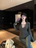 V-Neck Long-Sleeved Base Layer: Slim-Fit, Sexy, Hot Girl Style for Autumn/Winter; Pure and Desirable Temperament.