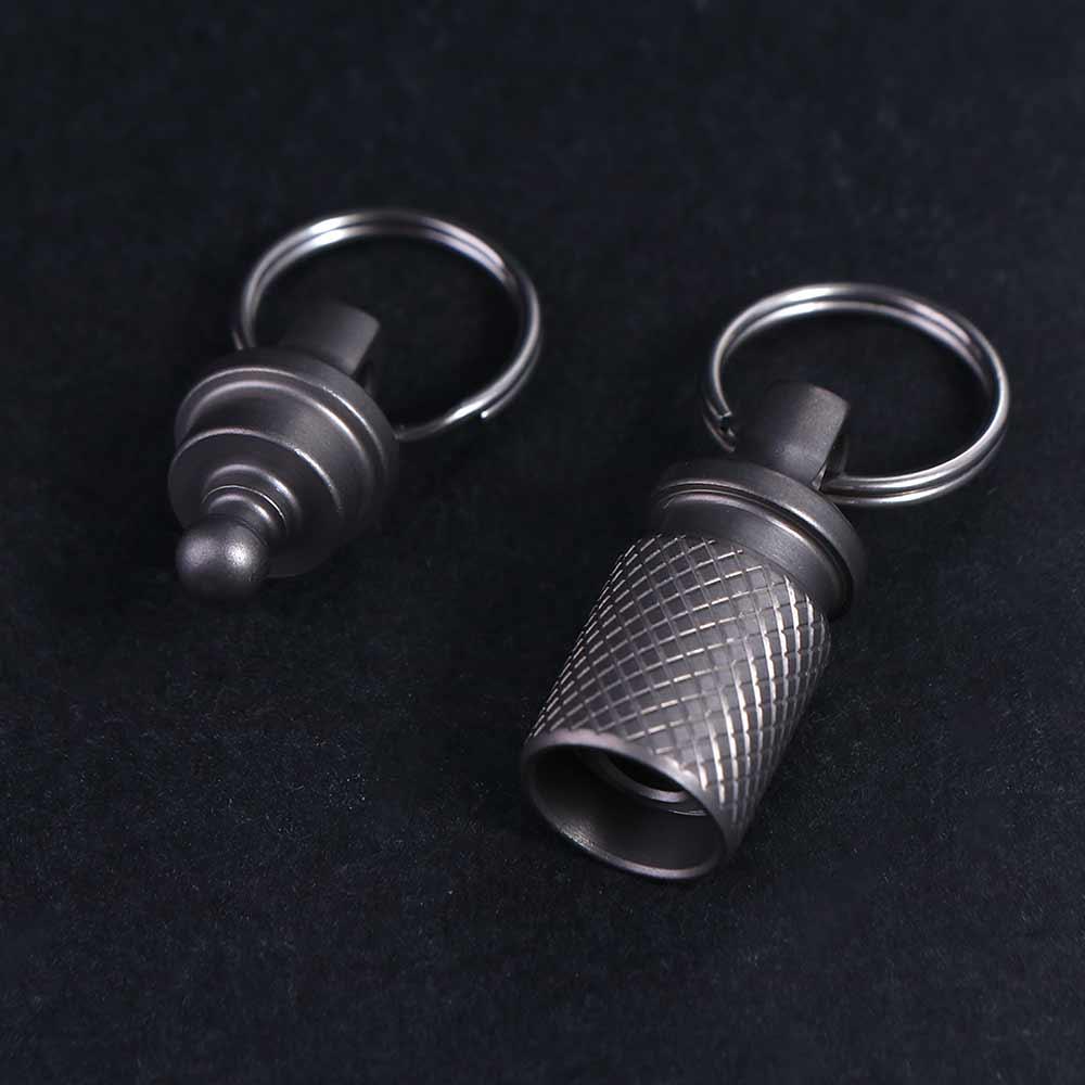 Detachable Car Keychain 360 Degree Rotation Rotate Buckle Titanium Zinc Zinc Alloy Keychain  Outdoor Activity