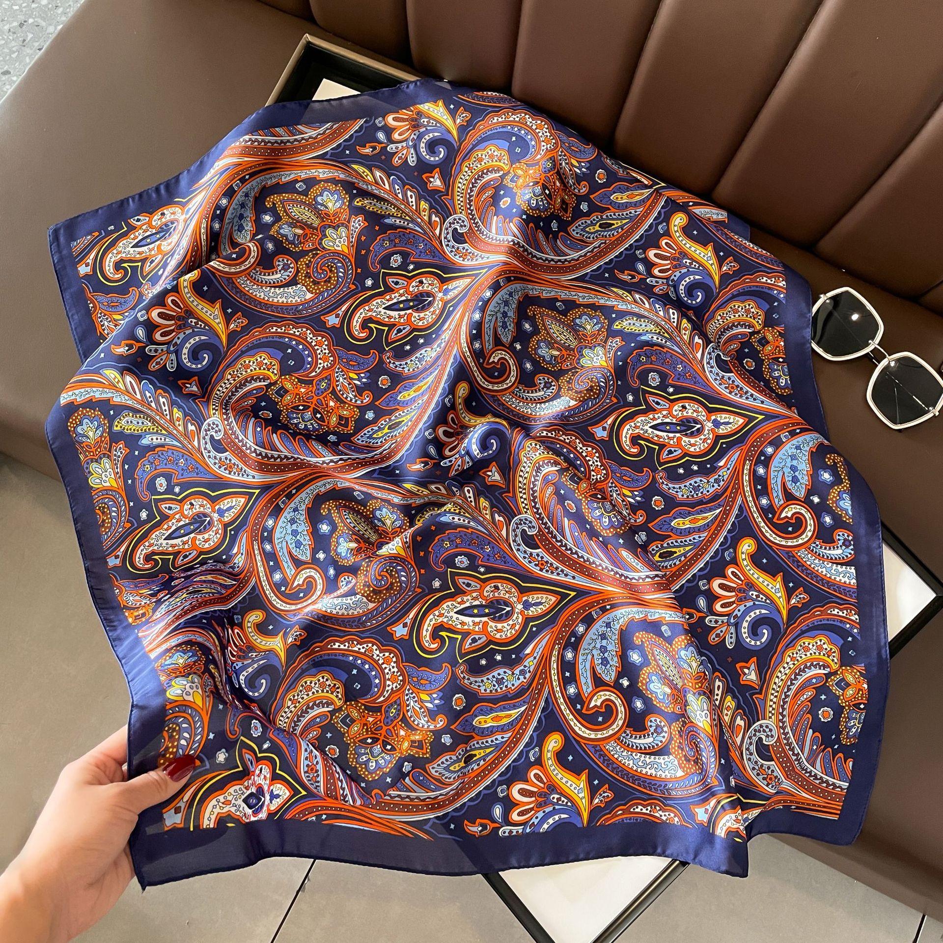 

Высококачественные роскошные шелковые шарфы, повязка на голову, шарфы, шейный шарф для женщин, шелковый шарф с цепочкой, женская декоративная шаль 70*70cm