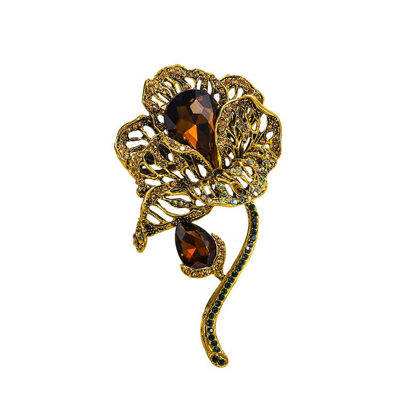 Luxury Women Men Exqusite Full Crystal Lotus Shining Brooches Badges Vintage Plant Rhinestone Pins Corsage For Women's Party