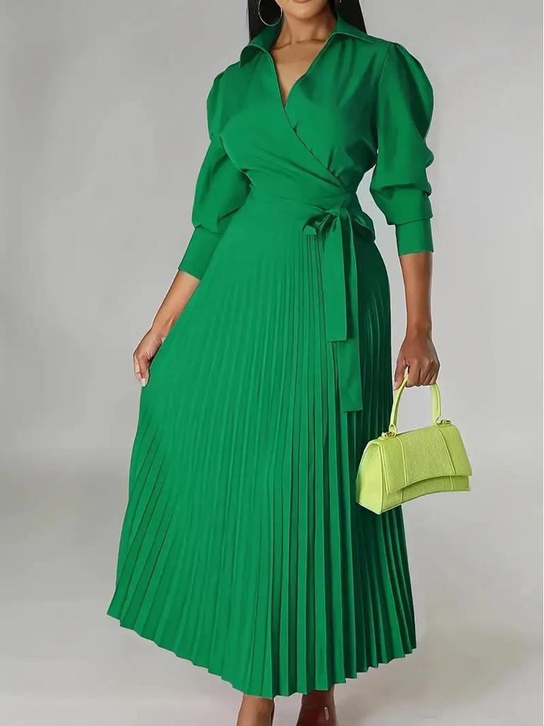 2025 Autumn Bestseller: Elegant V-Neck Long-Sleeve Pleated Waist-Cinching Women's Coat