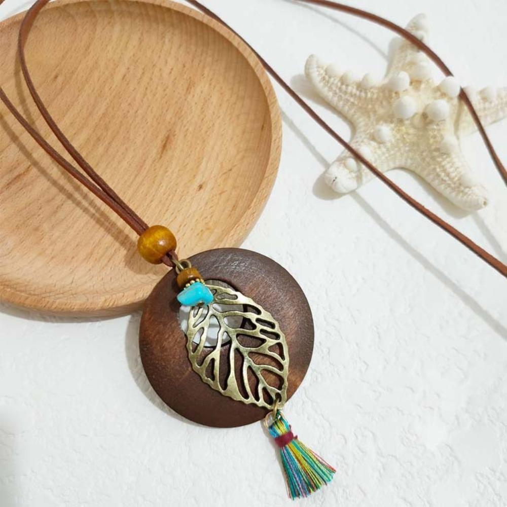 Round Sweater Chain Wooden Necklace Female Jewelry Vintage Leather Lanyard