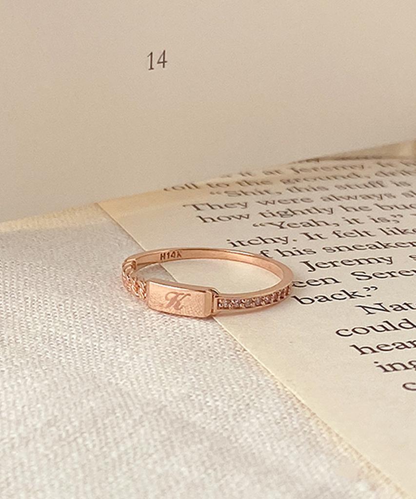 Loveenb [14K Gold] Simple Chain Initial Engraved Ring