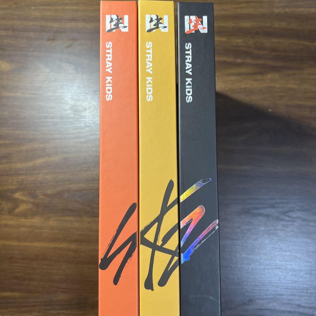 

[USED] StrayKidsIN 3-format set with trading cards