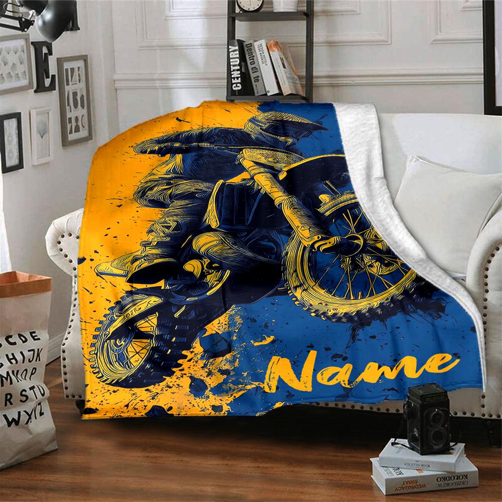 Coperta stampata a tema moto da fuoristrada con nome personalizzato - Perfetta per divano, letto, viaggi e uso all'aperto | Lavabile in lavatrice, accogliente e resistente.