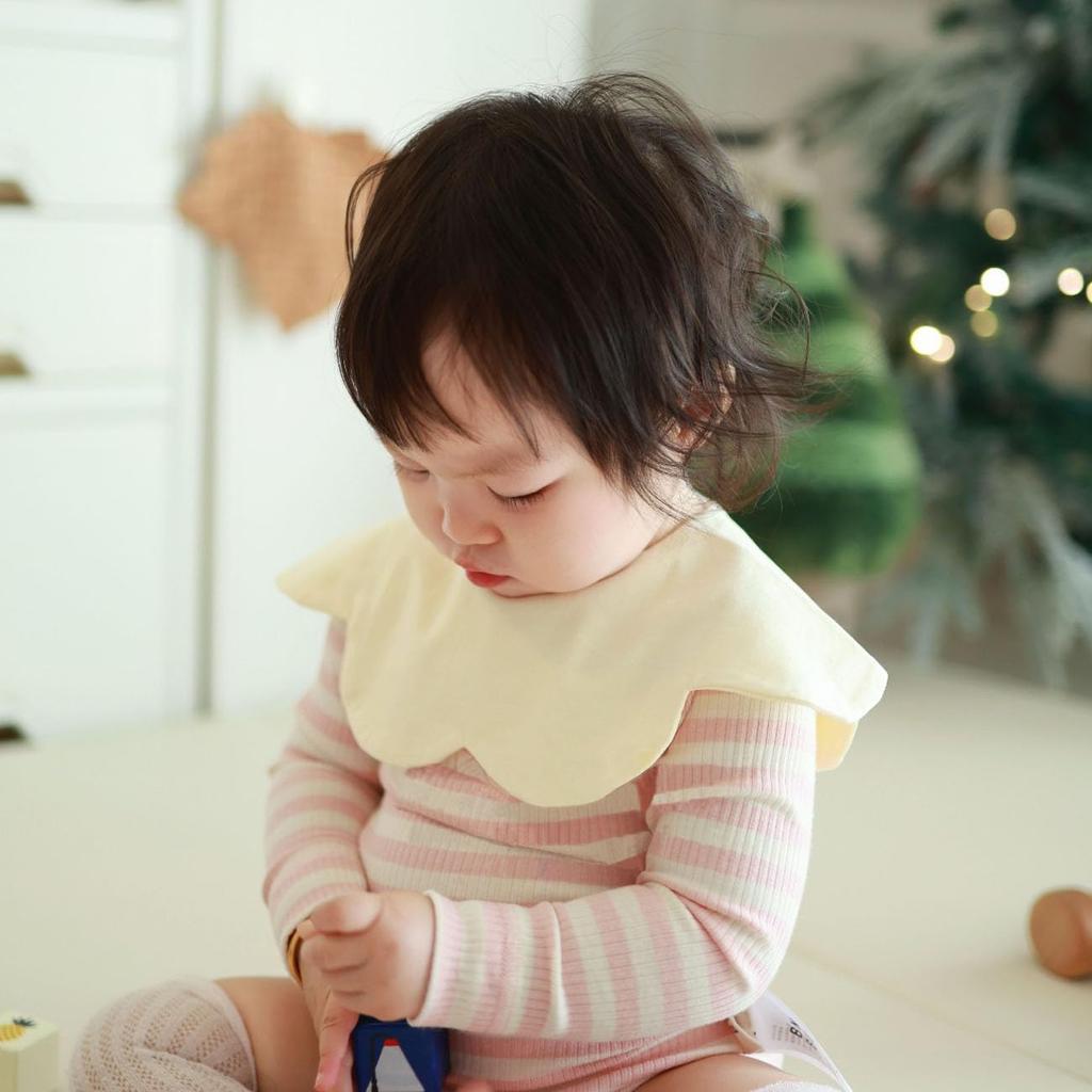 GoUseGo Baby Waterproof Set of Smooth Petal Swivel Korean Solid for Girls and Newborn Baby Baby Shower Gift Bibs, 4, Cotton, Large, Pattern,