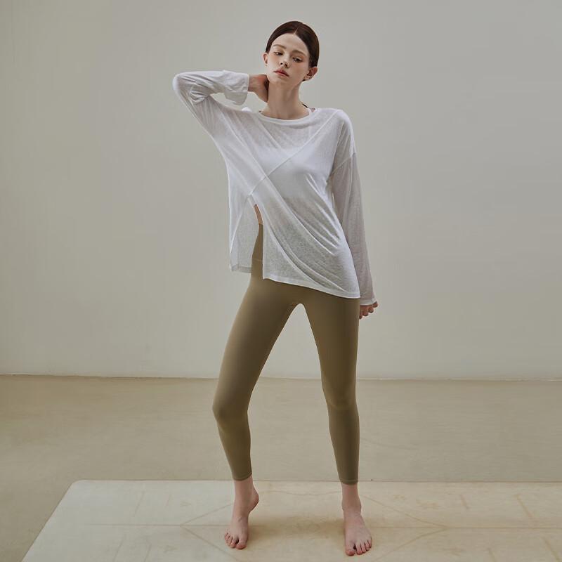 Gigt Women's Lightweight Breathable Long Sleeve Yoga & Fitness Top