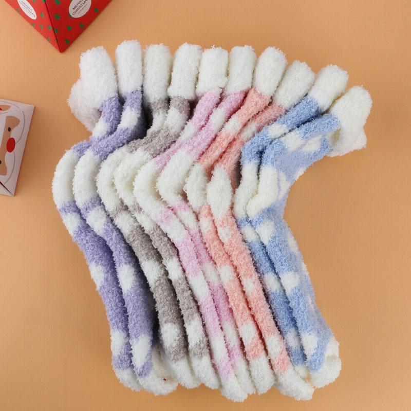 

5 шт., теплые женские сердечки, милые зимние толстые повседневные носки, пушистые махровые носки, короткие милые хлопковые носки 5PCS