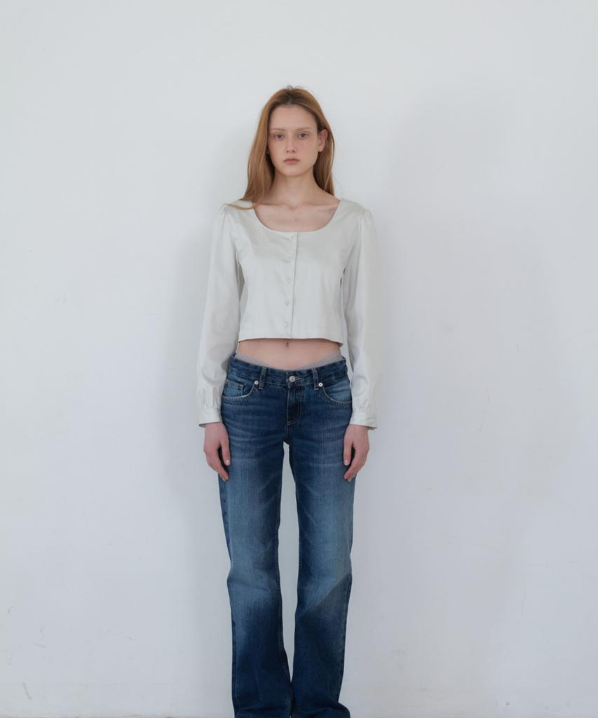 Aente Cropped Round Blouse - Ash Ivory