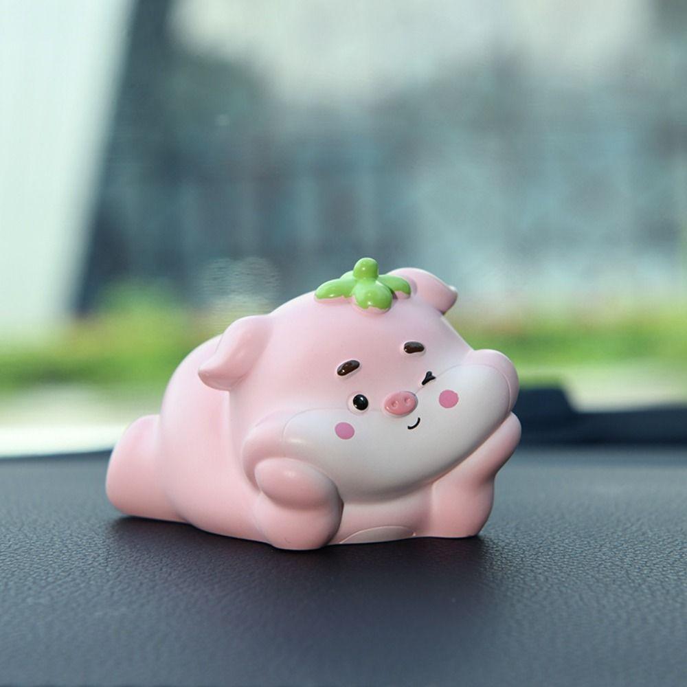 Cute Resin Pig Ornaments Small Cartoon Animal Miniatures Strawberry Pig Statues  Home Decor
