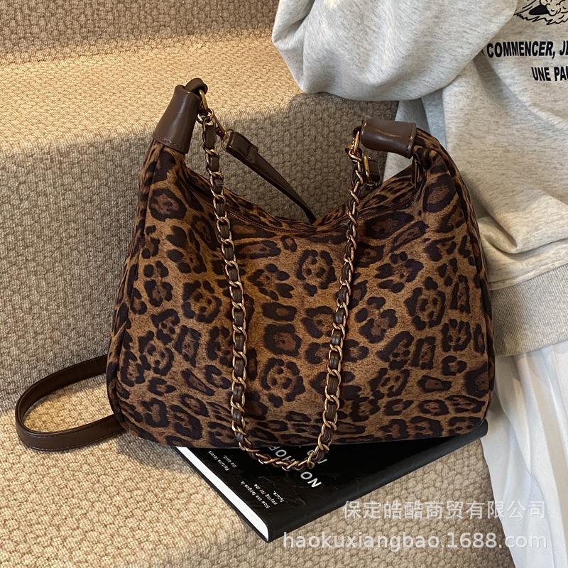 Premium Bag Women's 2025 New Trendy Fashion Leopard Print Texture Shoulder Bag Large Capacity Commuter Bag Chain Bag