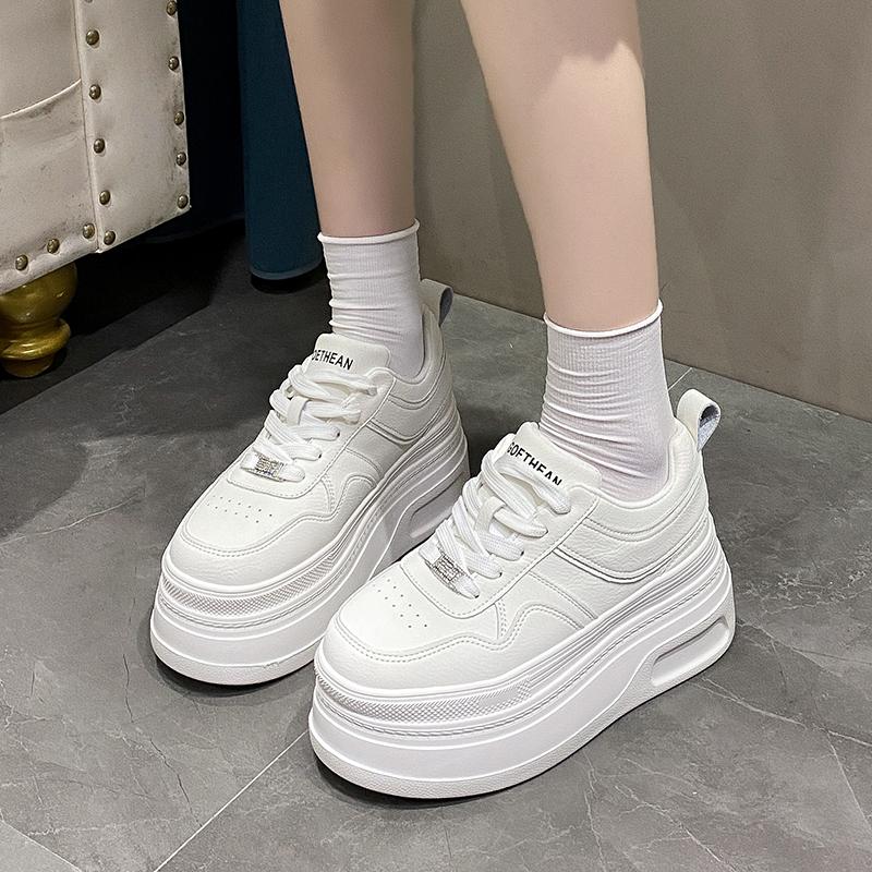 

Массивные кожаные женские повседневные туфли Белые Черные 8 см Высокая платформа Клиновидный каблук Кроссовки Женские Весенние Осенние Обувь для скейтборда 34 белый