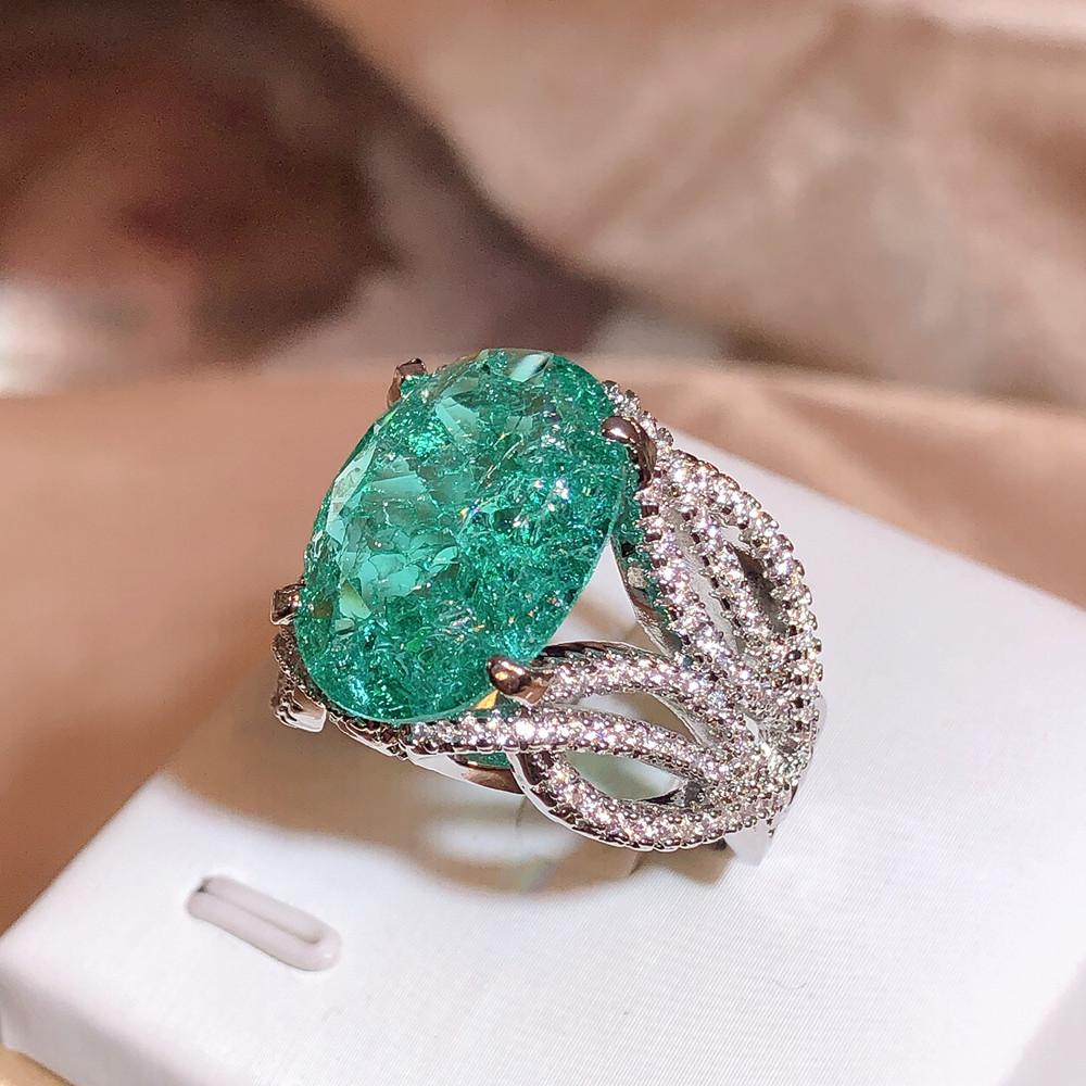 925 Silver Plated Fashionable Blue Green Moissanite Ring Fire Sparkling Luxury Ring Female Party Birthday Jewelry Gift