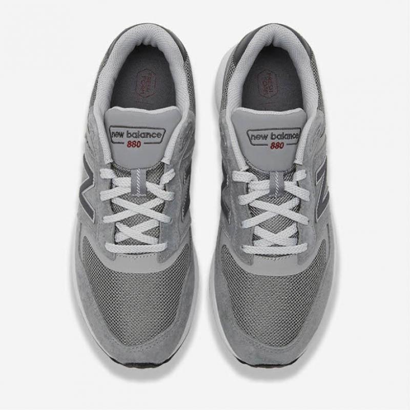 New Balance Mw880cg6 Half Club Sneakers