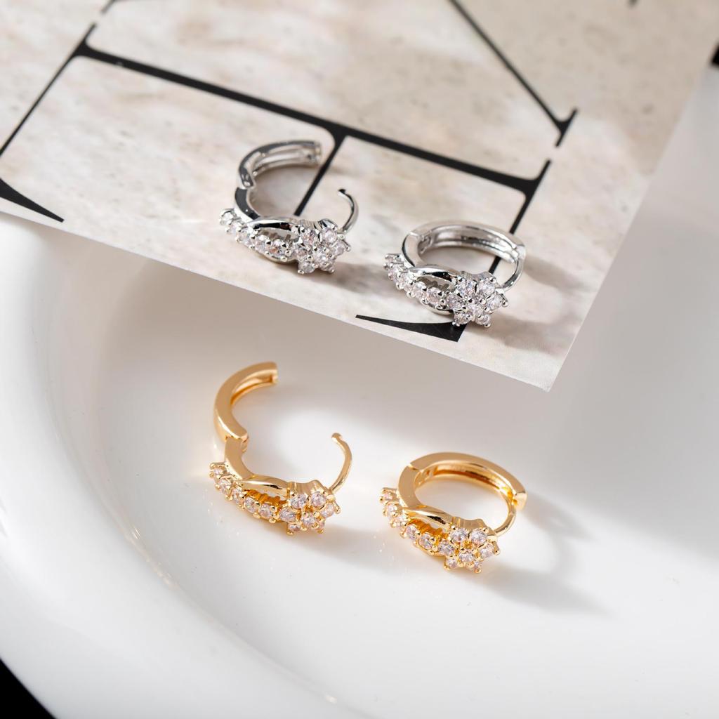 Ear Cuff alla Moda Coreano da Donna con Diamanti Zirconi - Design Minimalista alla Moda