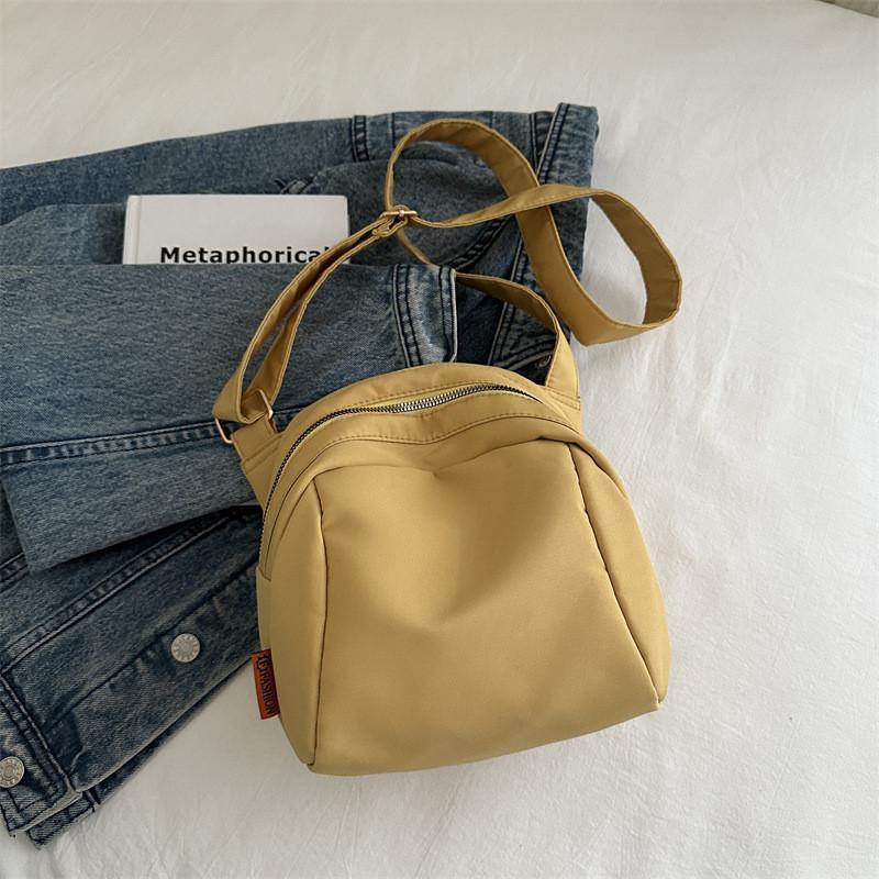 

Stylish Vintage Round Crossbody Bag For Women In Black Khaki Blue White Yellow Oxford Fabric жовтий