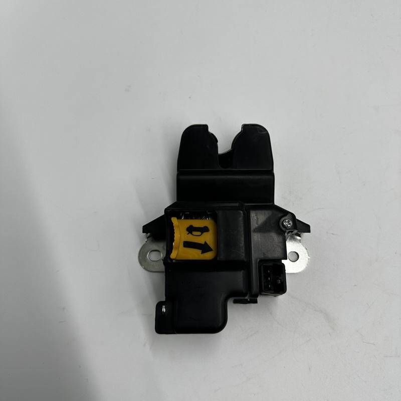 Car Rear Tailgate Trunk Latch tailgate lock with actuator for KIA K3 Cerato 2013-2018 81230A7020 81230-A7020
