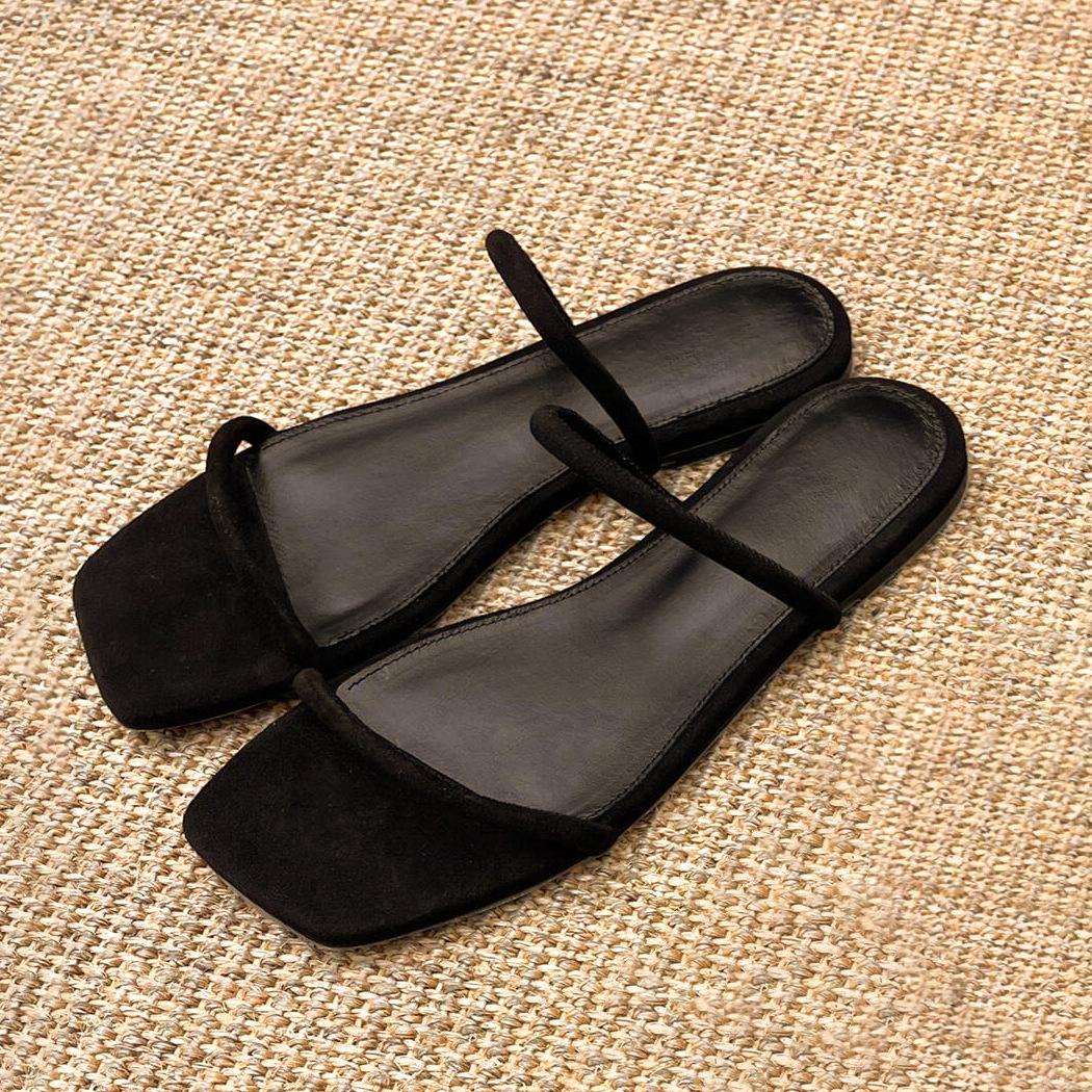 

Овчина~ Нишевые простые однословные тапочки женские летние квадратный носок универсальная плоская подошва пляжные мягкая подошва прохладные тапочки 40