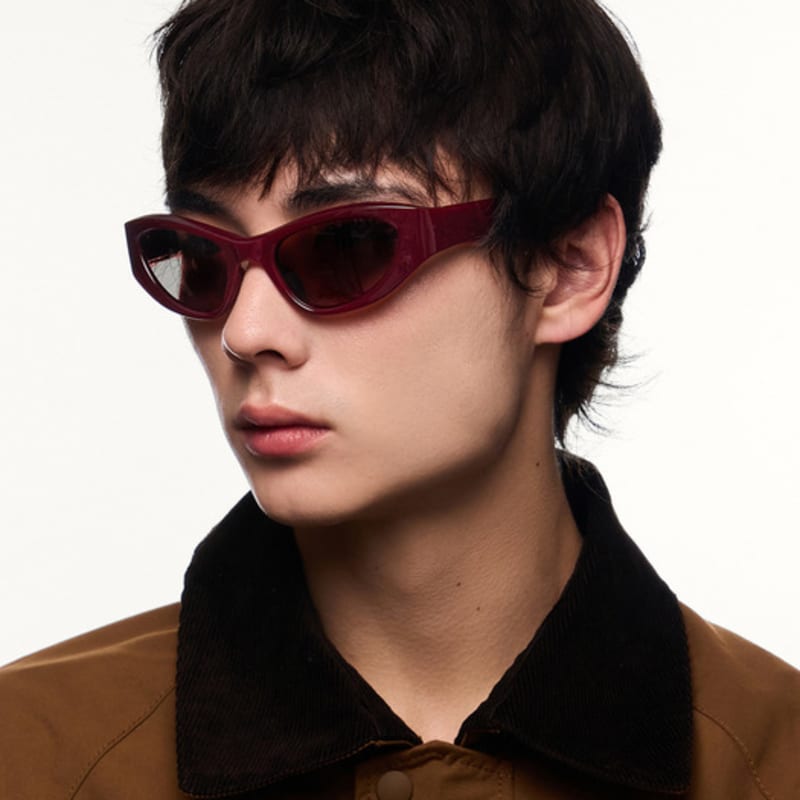 

Sunnies Studios SOL Crimson Plum Polarized ONE