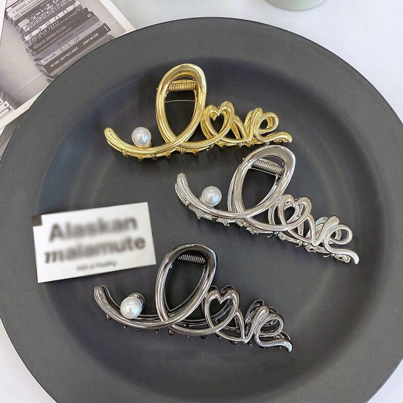 New Fashion Metal Love Star Claw Clip Elegant Hollow Hair Clips Crab Barrettes Hairgrip Hairpins For Women Hair Accessories Gift