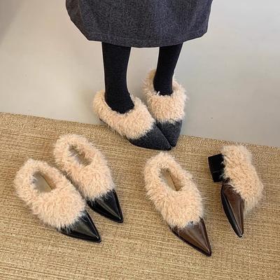 Hochwertige spitze lockige kleine Lederschuhe Retro Ein-Pedal flauschige einzelne Schuhe mittlerer Absatz Familien Thermowollschuhe