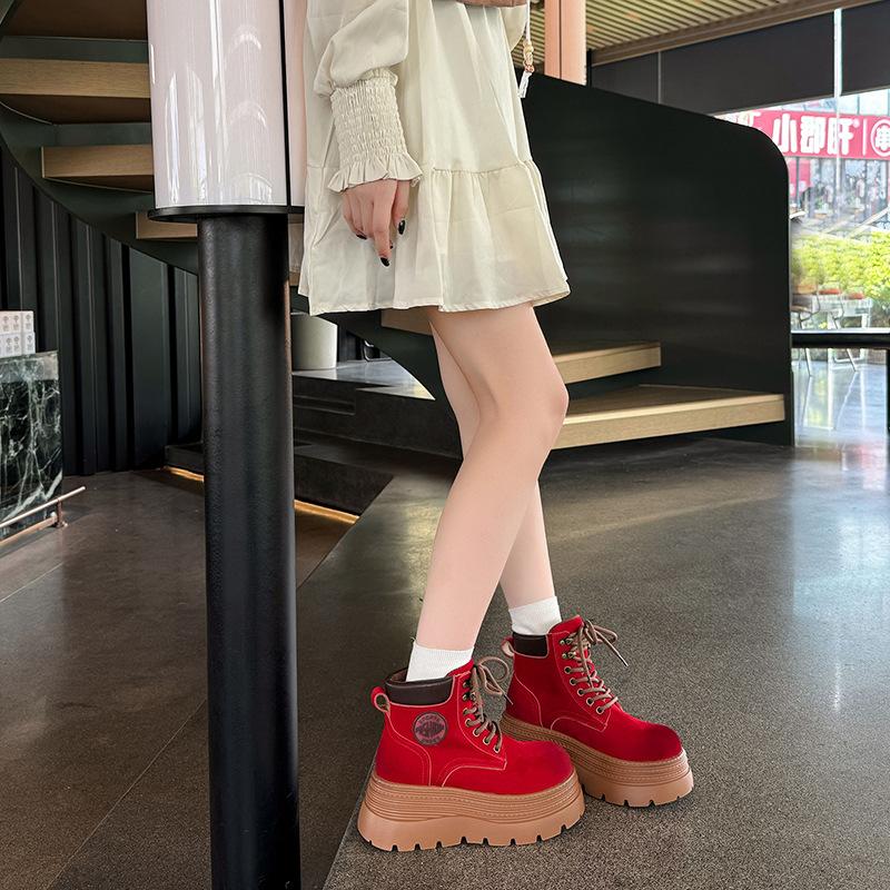 

Кожаные ботинки Мартин на платформе женские 2025 новые осенне-зимние ретро британский стиль большие желтые ботинки на высокой подошве ботинки-локомотивы 40 бордовый