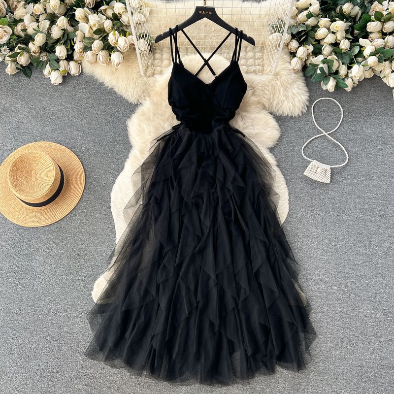 

French Style Temperament Slim-Fit Deep V Sweet Lady High Waist Long Dress Super Fairy Cake Beach Dress Splicing Sling Dress Black One size